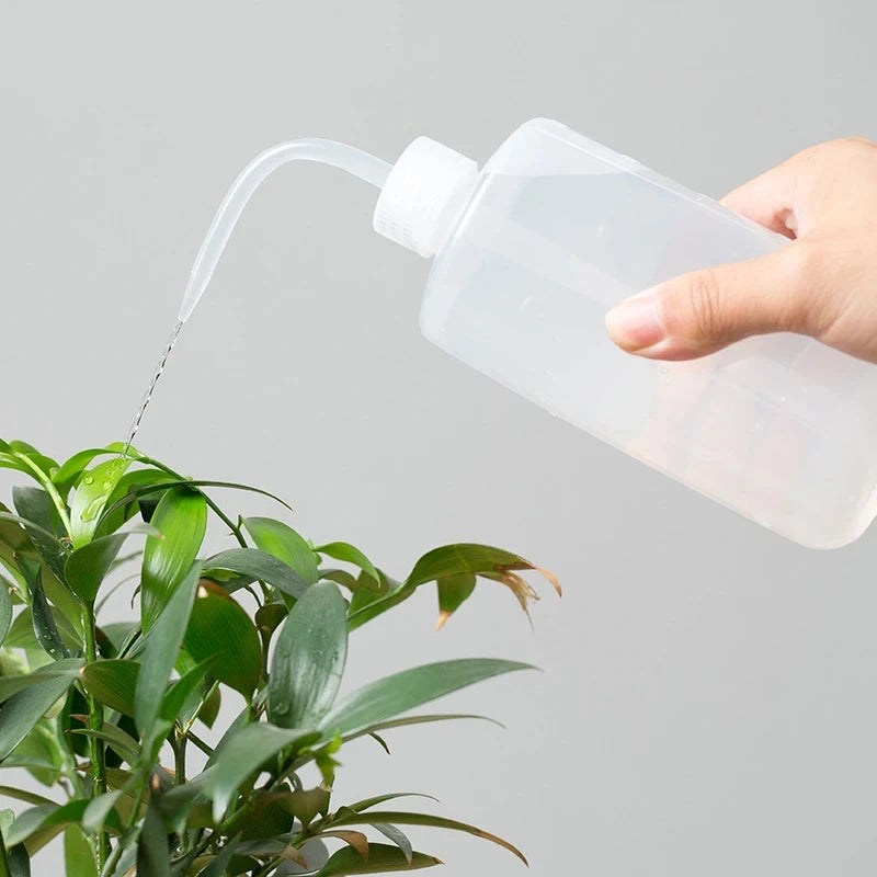250/500mL Plastic Squeeze Bottle Curved Nozzle Water Bottle Transparent with Scale Cleaning Succulent Plants Watering Tool