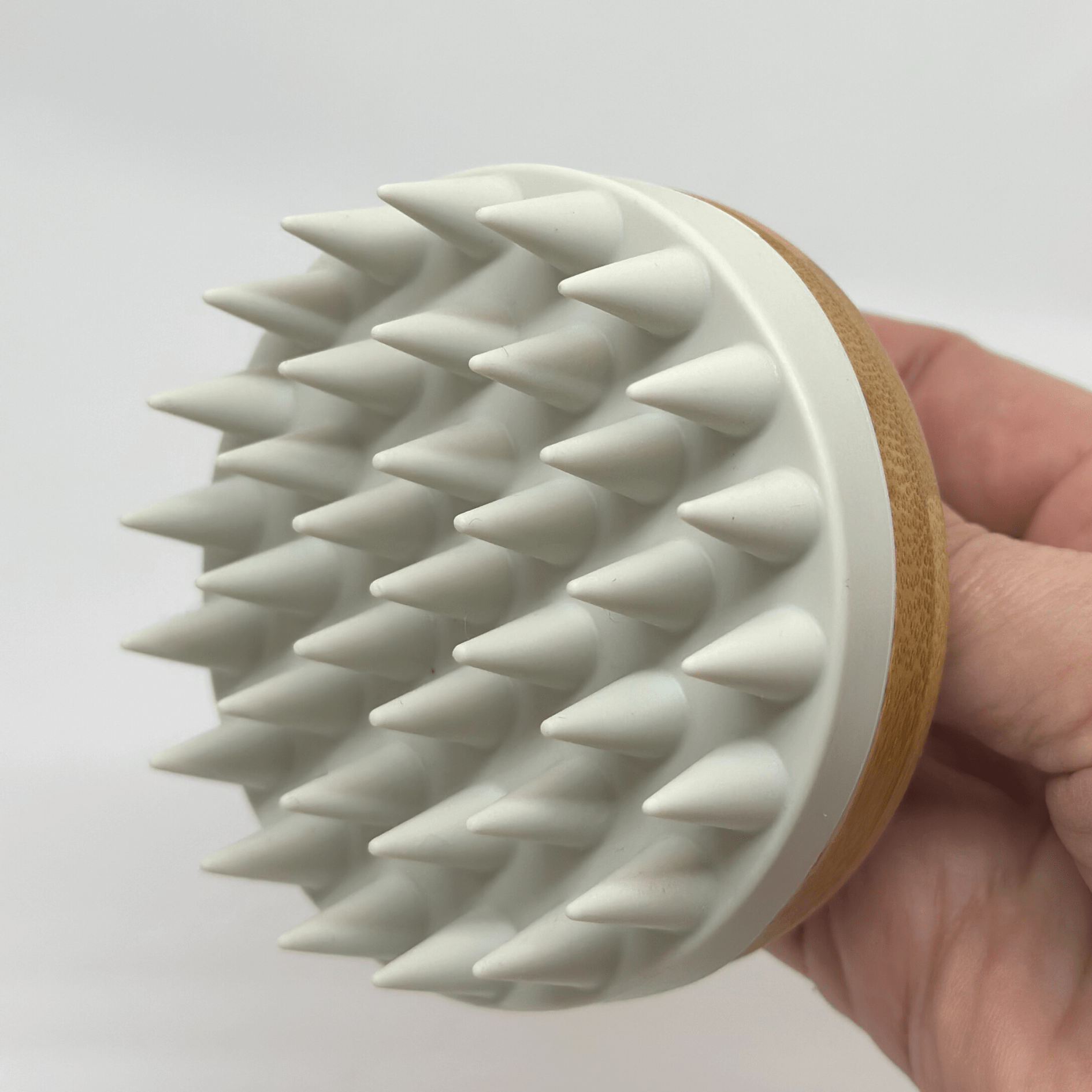 Wabi Sabi Scalp Scrubber - Shemen Beauty